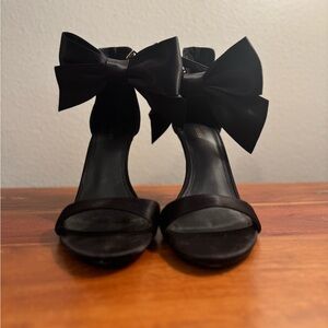 Express Black Bow Accent Heels